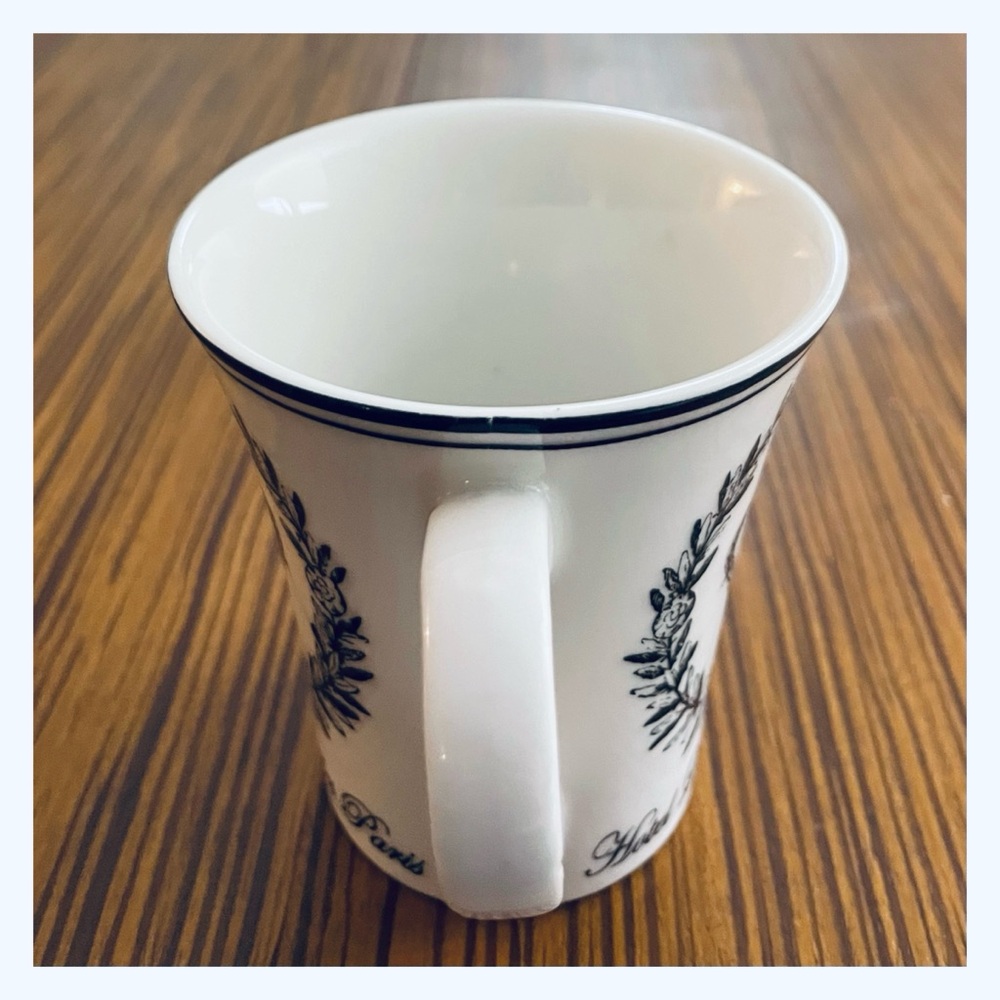 222 Fifth "Les Etoiles Crown" Porcelain Coffee/Tea Mug - Picture 8 of 10